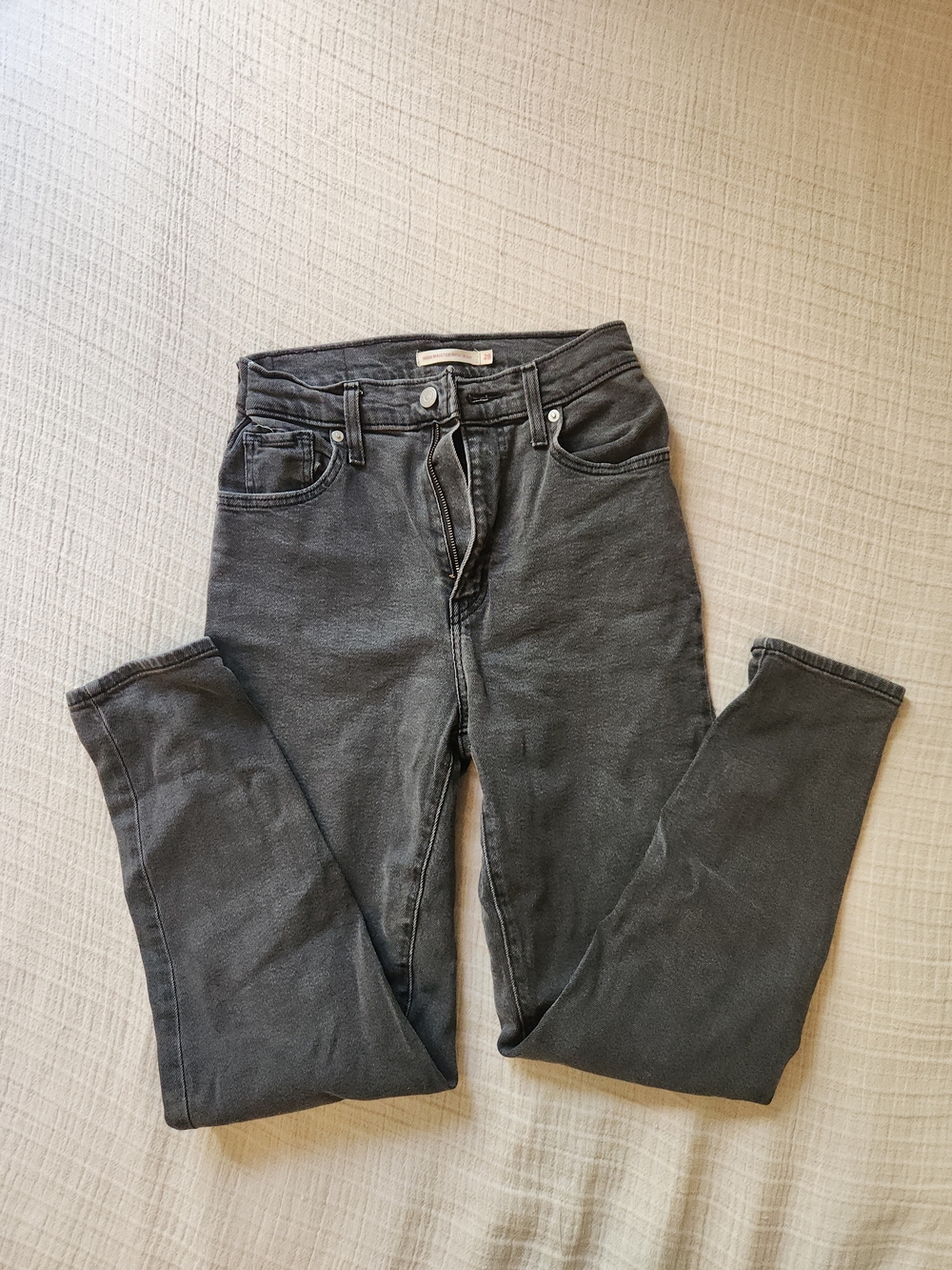 Levis High Waisted Mom Jeans